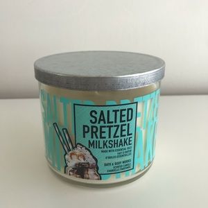 *RARE* BBW Salted Pretzel Milkshake candle 🥨 🥛